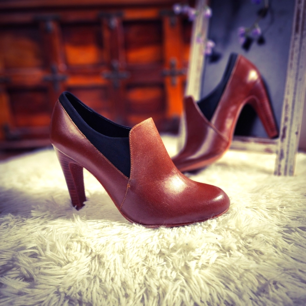 Levity Whitney Heeled Bootie